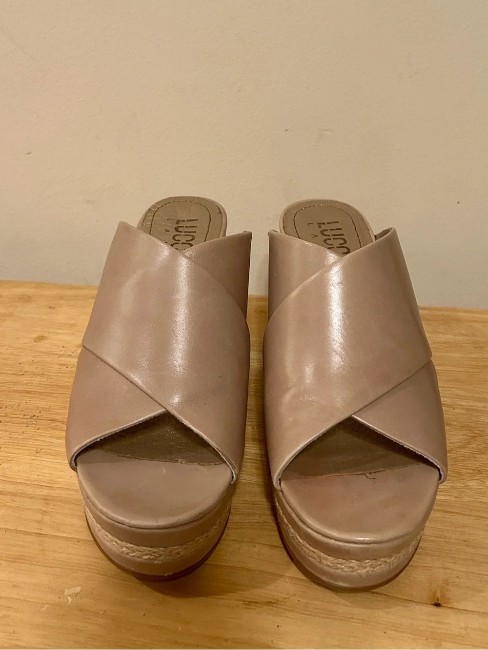 Lucca Lane Debbi Natural leather platform wedge sandals taupe women’s size 8